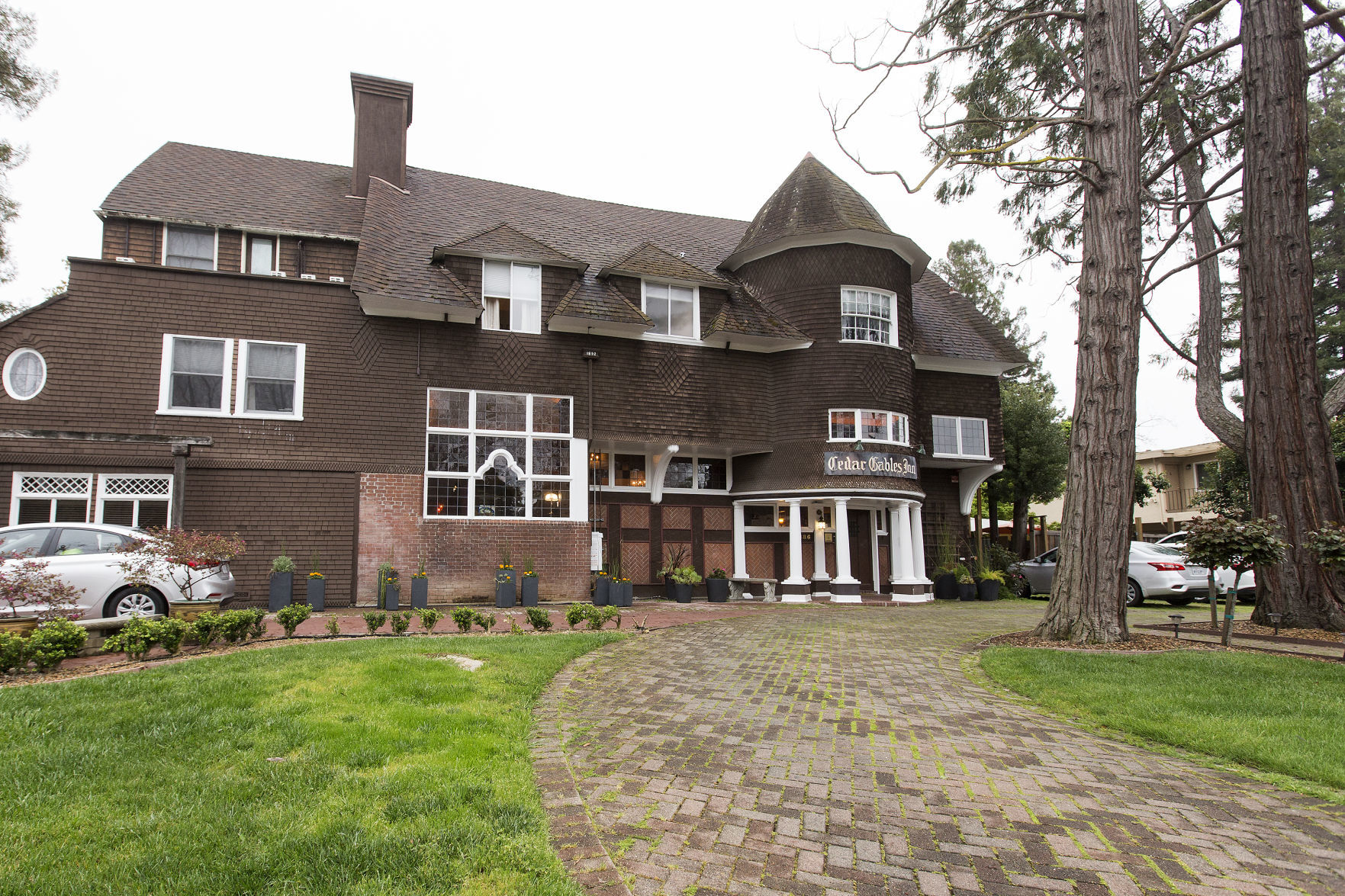 Cedar Gables Inn, Napa